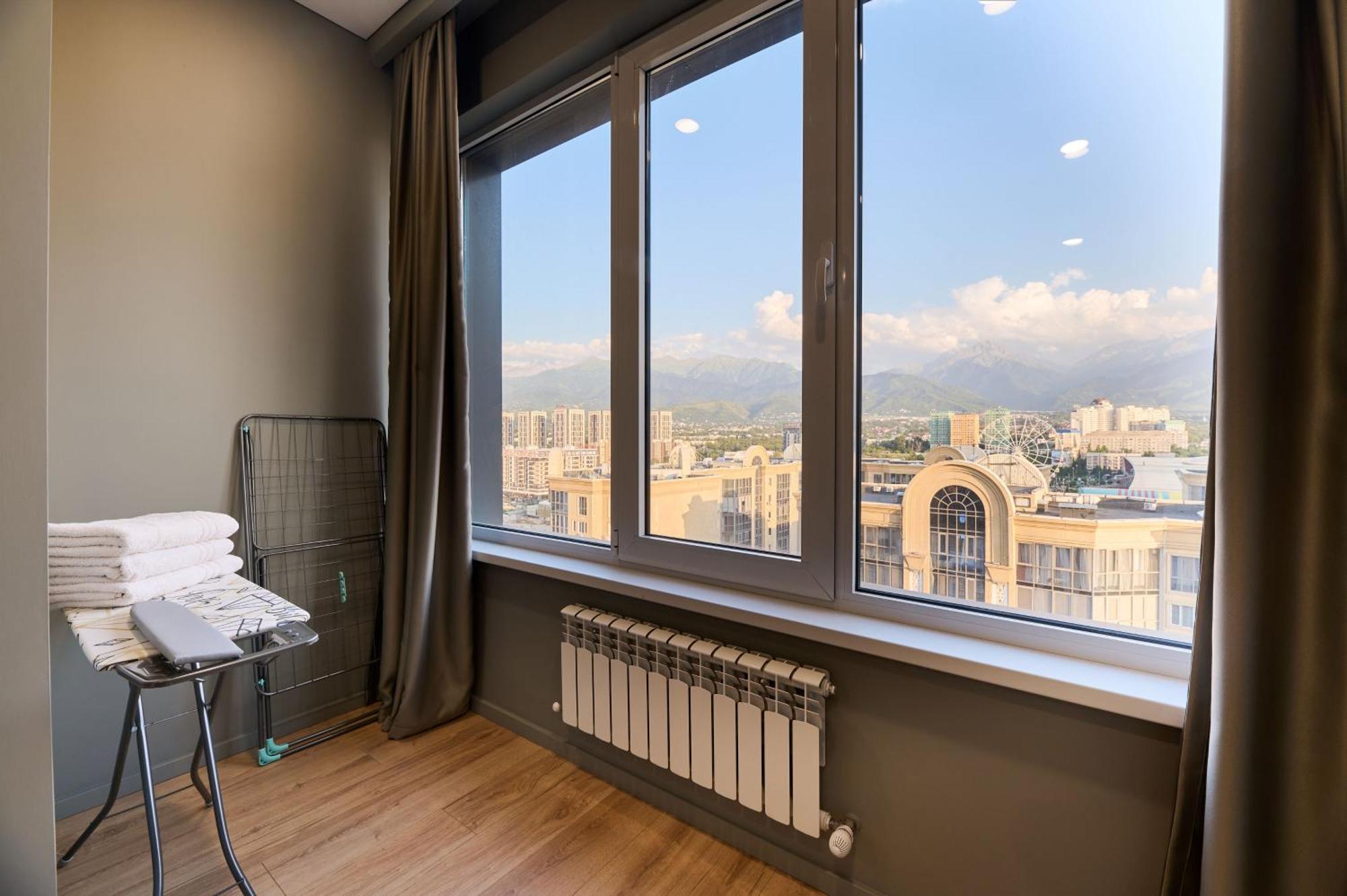 Five Business-Class Rooms In R-House Near Mega Center 阿拉木图 外观 照片