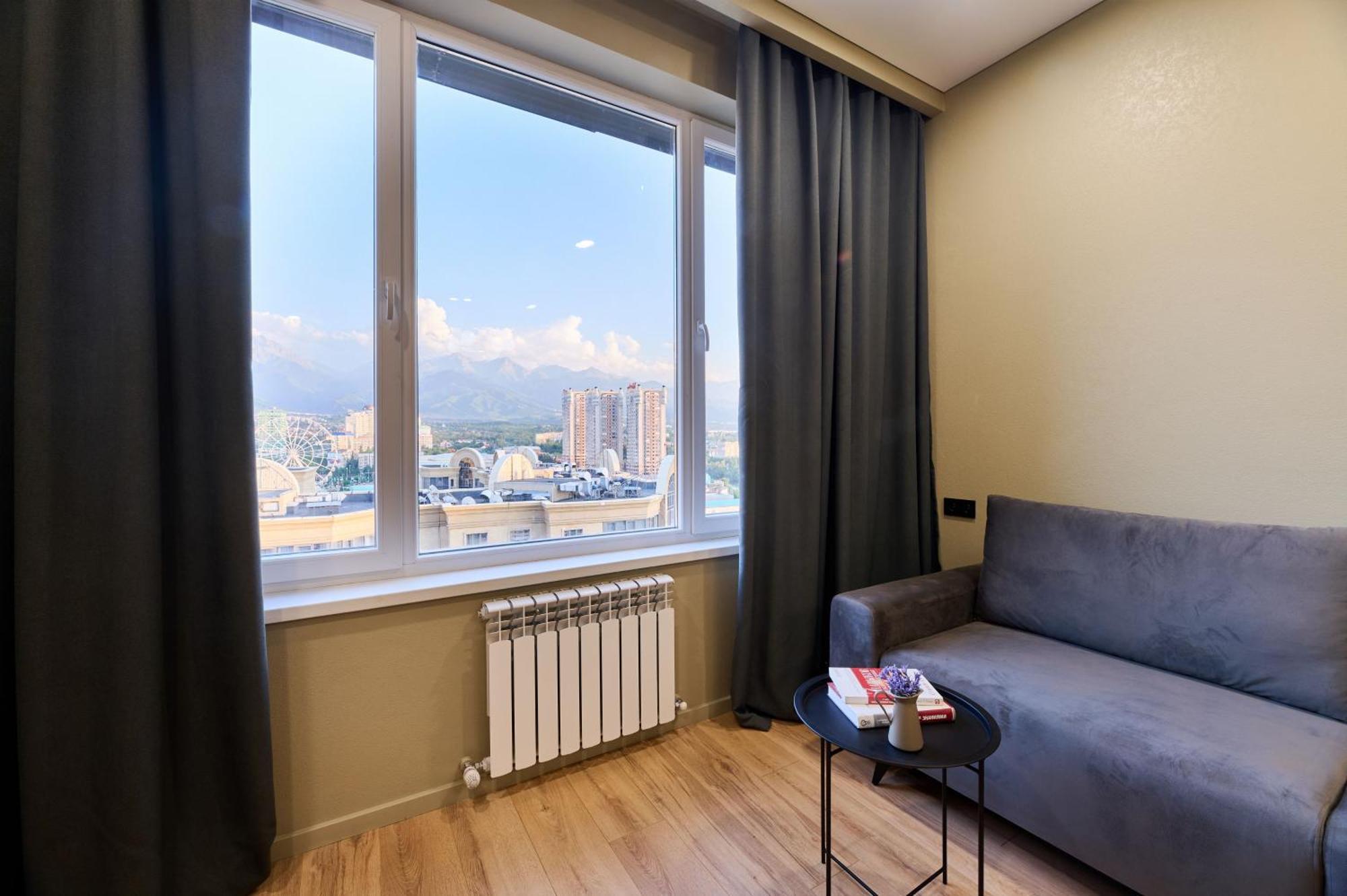 Five Business-Class Rooms In R-House Near Mega Center 阿拉木图 外观 照片